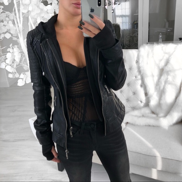 🆕🔃 VANDER Black Motorcycle Faux Leather Jacket - Picture 3 of 8